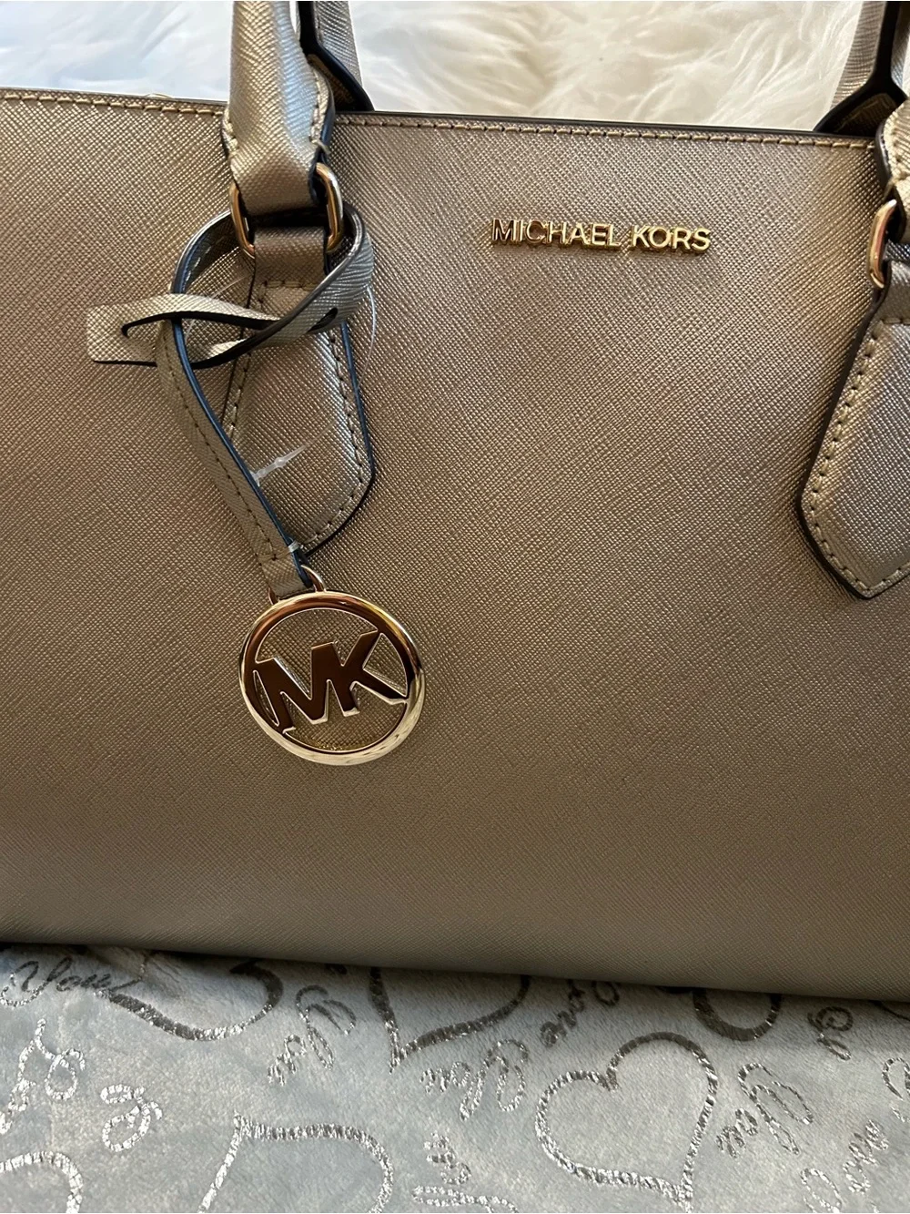 NWT Michael Kors Sheila Medium Metallic Gold Saffiano Leather Satchel